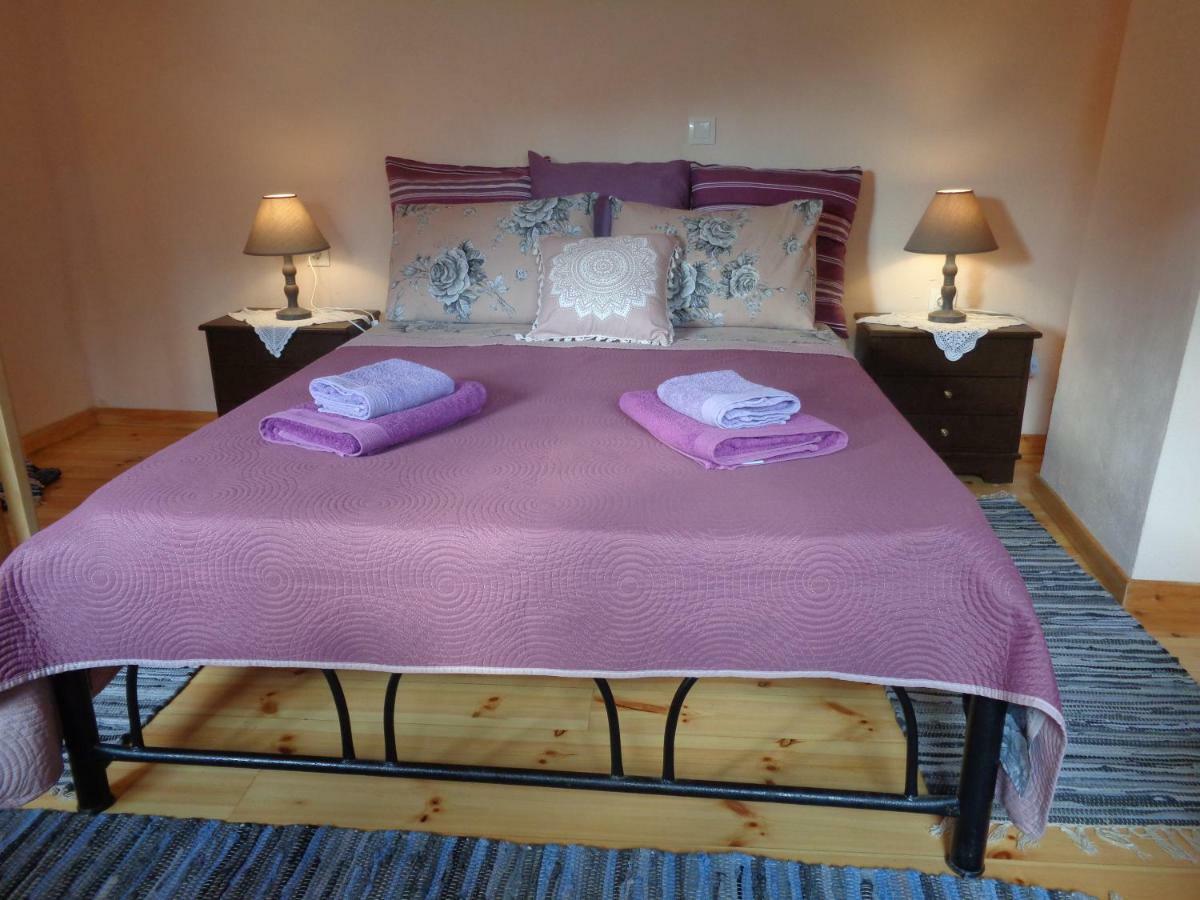 Harry'S Retreat Guest House Klimatia Екстериор снимка